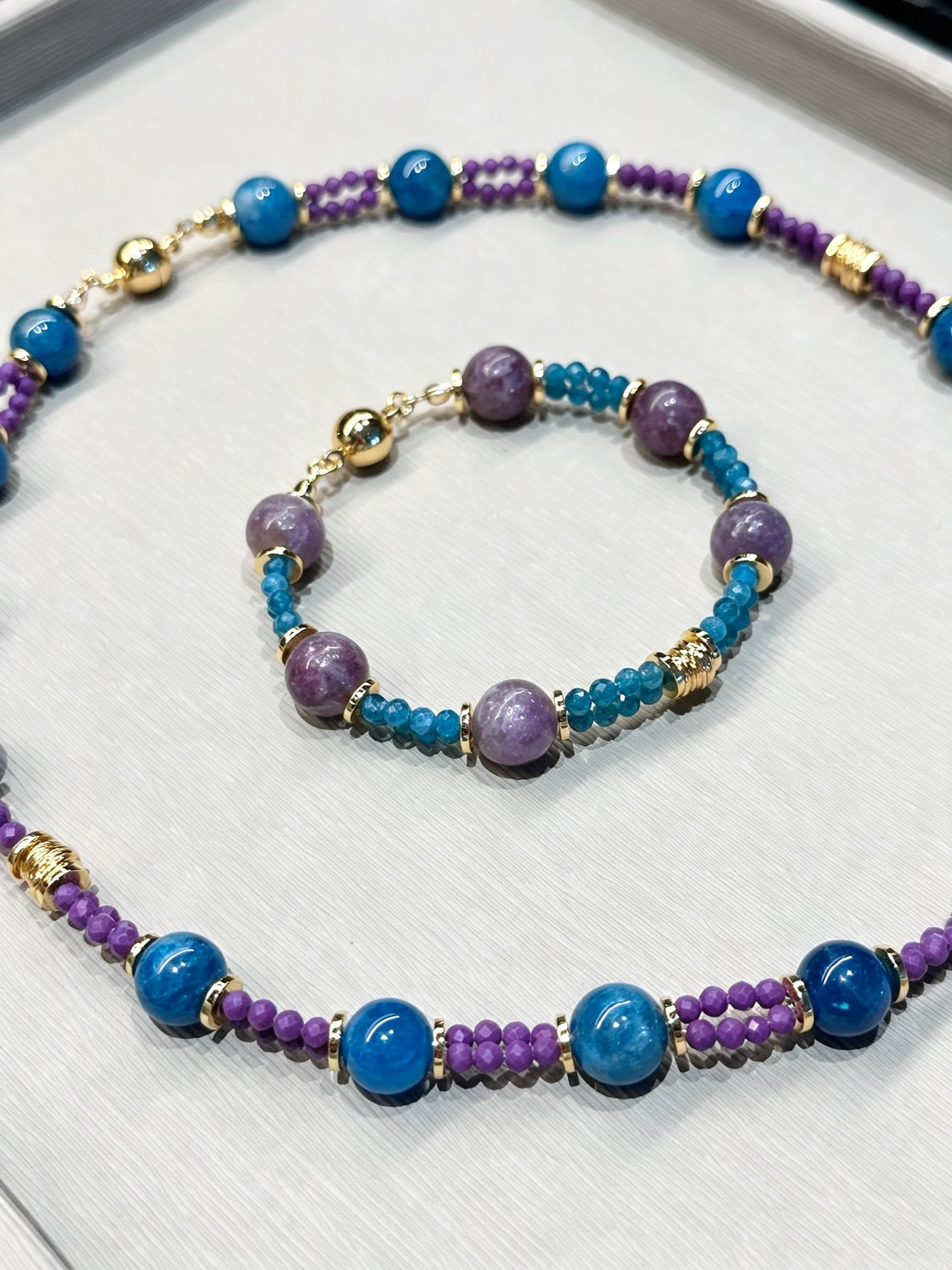 Violet Galaxy | 2 in 1 Magnetic Crystal Necklace in Apatite & Lepidolite