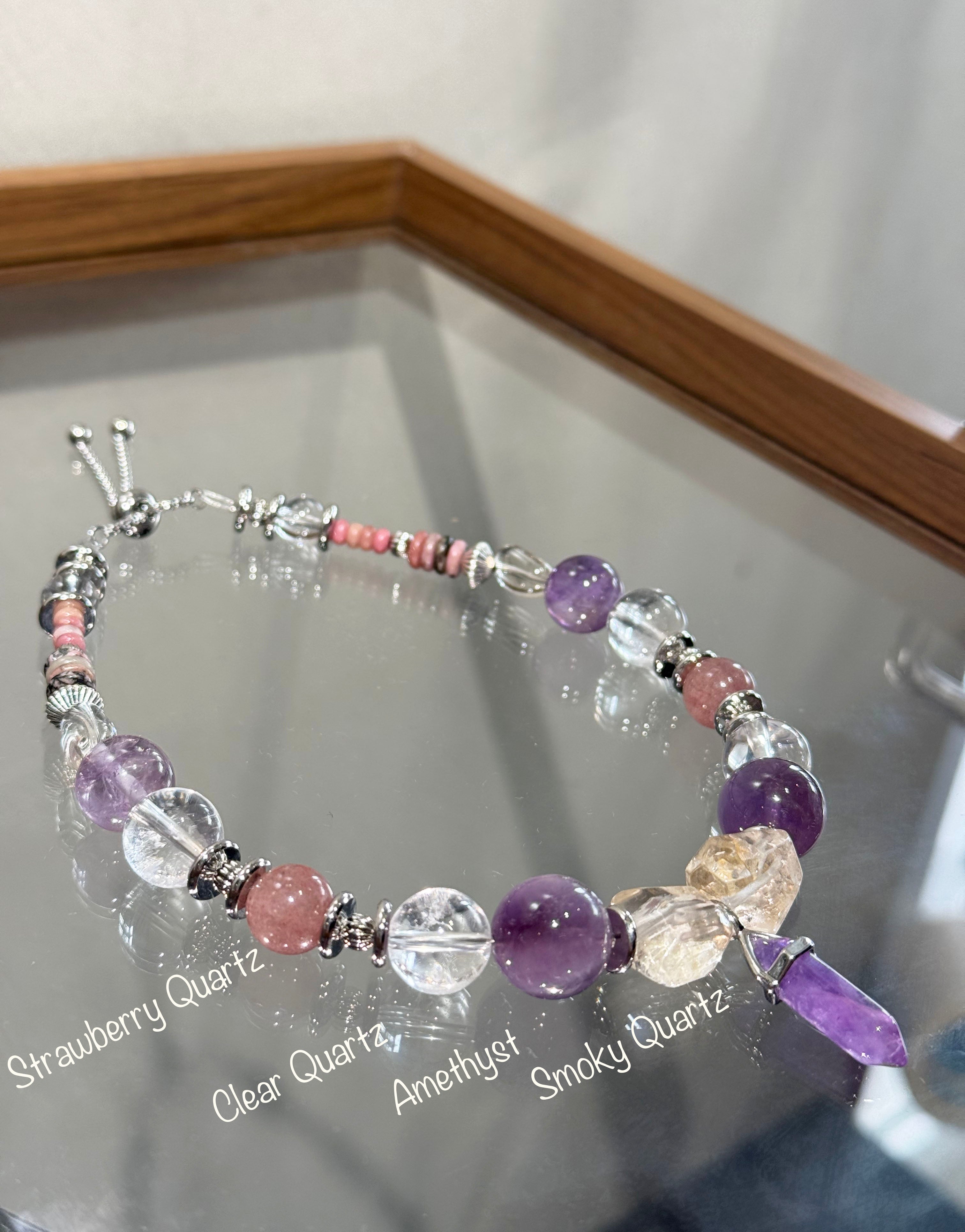 Muttu Selene Pet Crystal Necklace - Premium Moon Crystal Pet Jewelry Detail